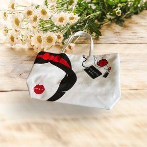 Disney Snow White Iconic Tote Handbag